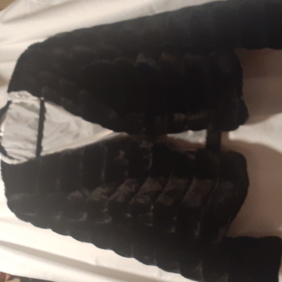 SHEIN Jackets & Blazers - FAUX FUR - BLACK - CROP STYLE COAT SIZE - 5X TAG